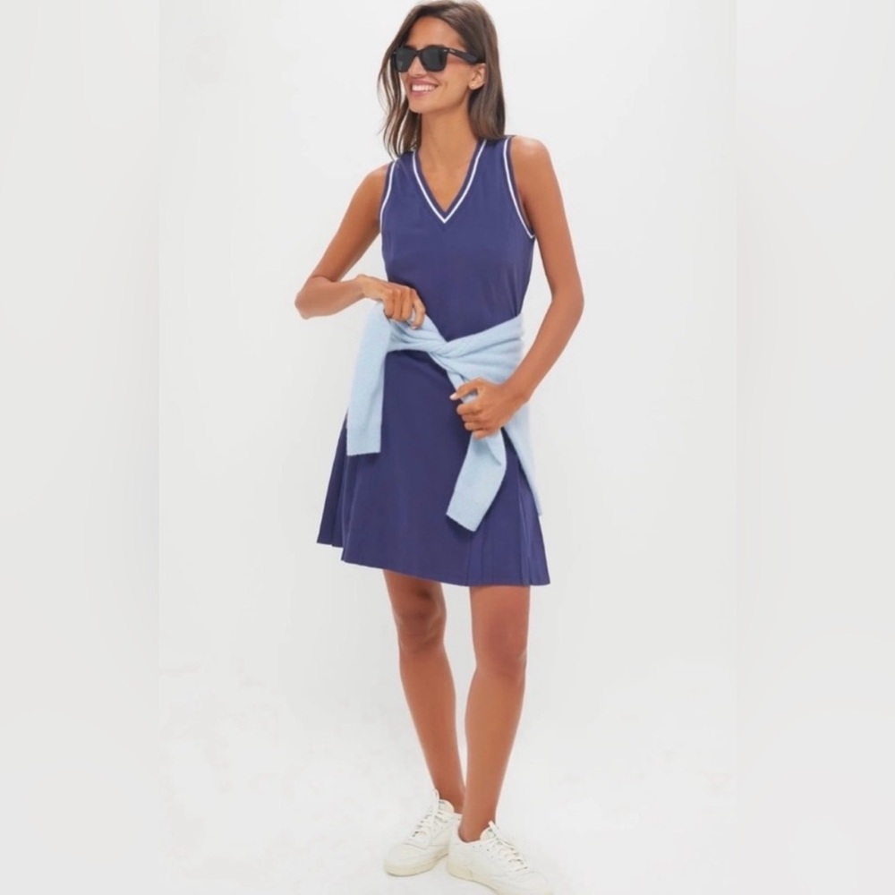 Tuckernuck Navy Pique Kember Walking Dress XS